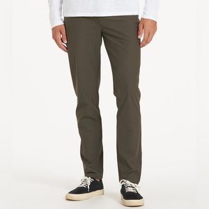 NWT Vuori Men’s Meta Pants in Dark Oregano - Size 30